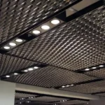 طراحی و اجرای نمای استریج متال سقف و نما